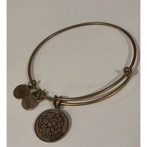 Alex and Ani Mom Charm Bracelet EUC Mothers Day